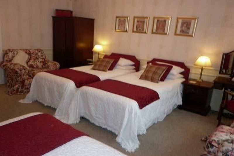 Comelybank Guesthouse Крийф Екстериор снимка