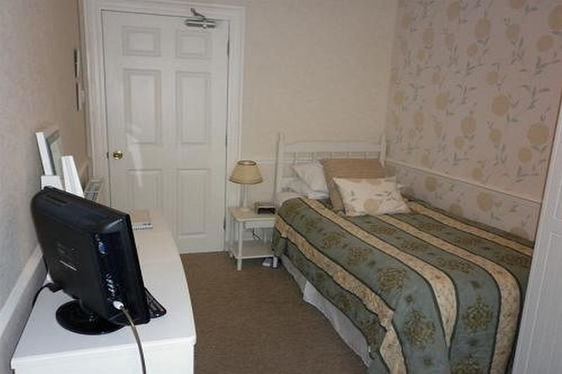 Comelybank Guesthouse Крийф Екстериор снимка